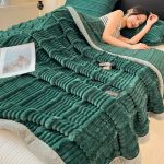 Manta textura acanelado con borde